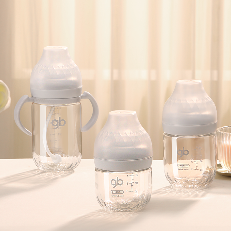 زجاجة حليب من زجاج الماس من جي بي