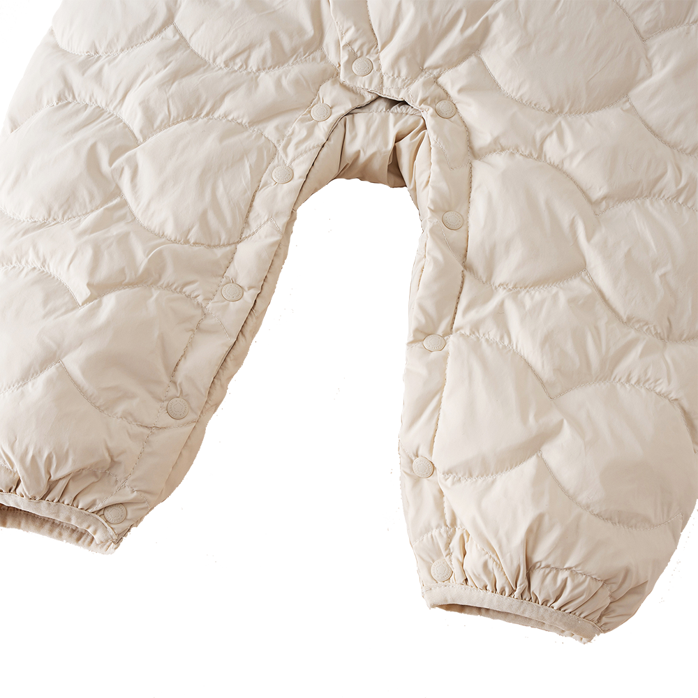 بدلة جسم خفيفة الوزن مبطنة بالريش مع آذان ثلاثية الأبعاد