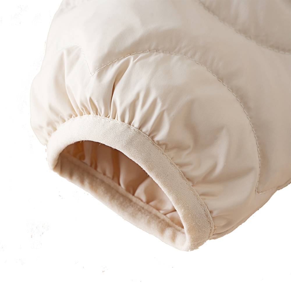 بدلة جسم خفيفة الوزن مبطنة بالريش مع آذان ثلاثية الأبعاد