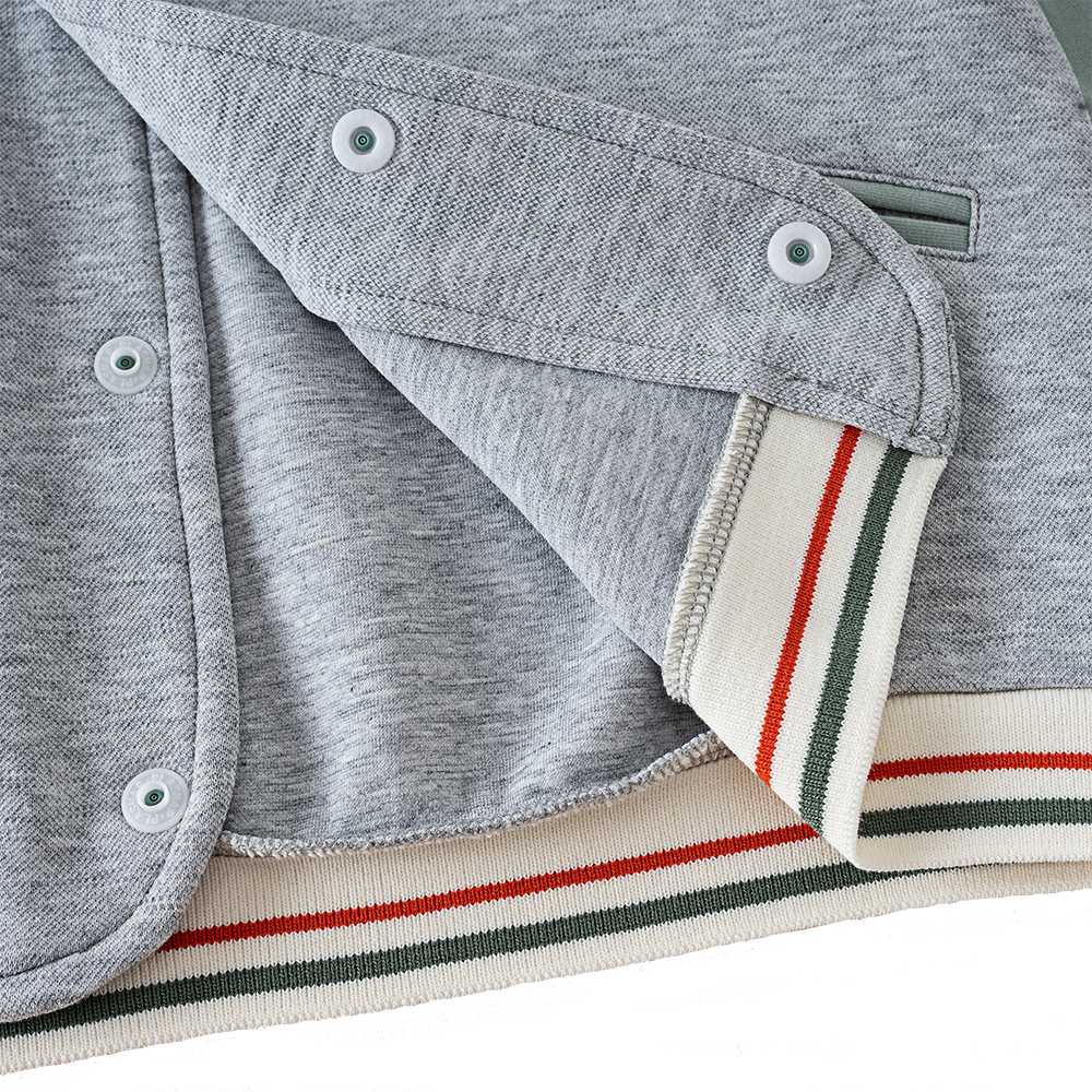 Contrast color baseball jacket